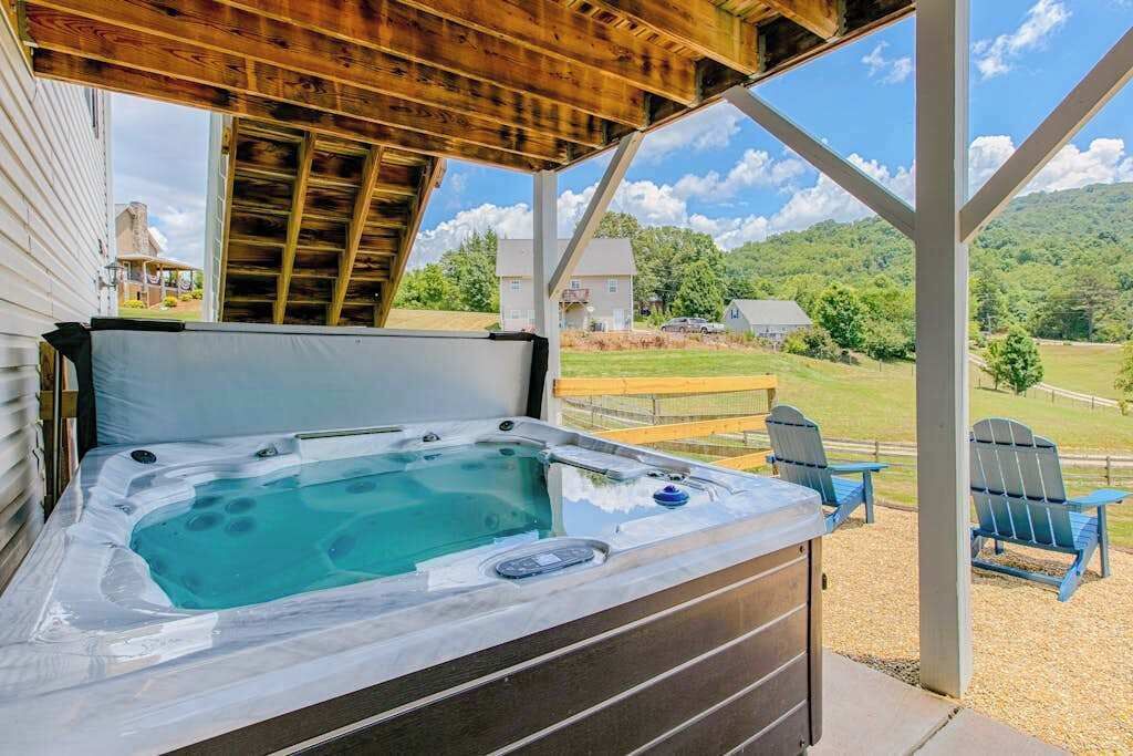 Photo of Outdoor in Weaverville