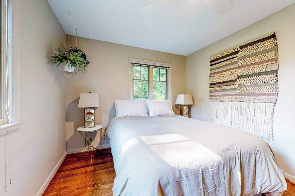 Photo of Bedroom in Flat Rock