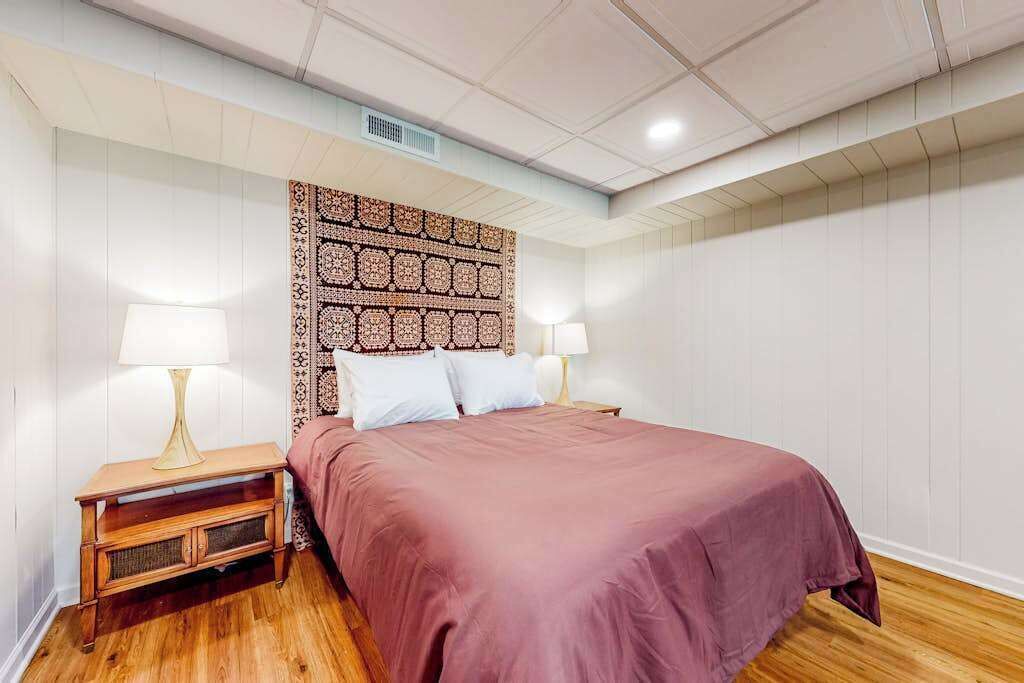 Photo of Bedroom in Flat Rock