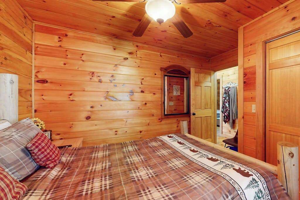 Photo of Bedroom in Murphy
