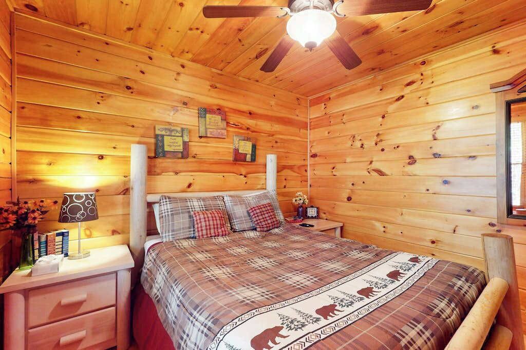 Photo of Bedroom in Murphy