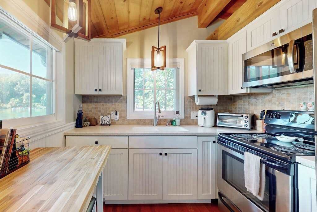 Photo of Kitchen in Sunset Cove