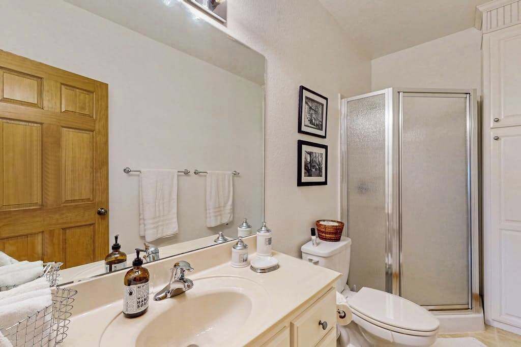 Photo of Bathroom in Murphy