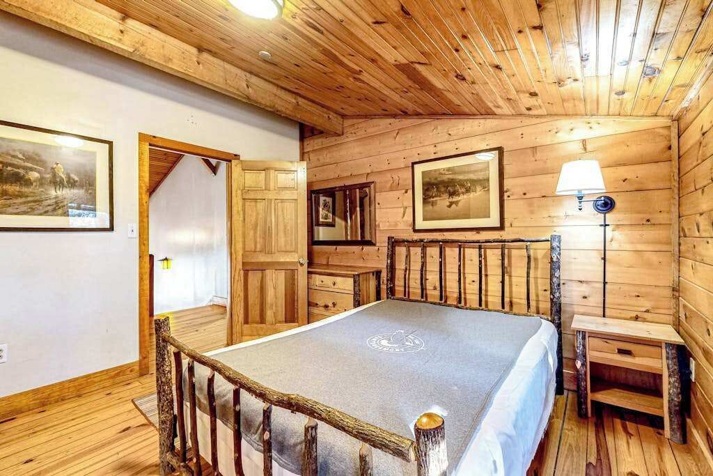 Photo of Bedroom in Black Mountain