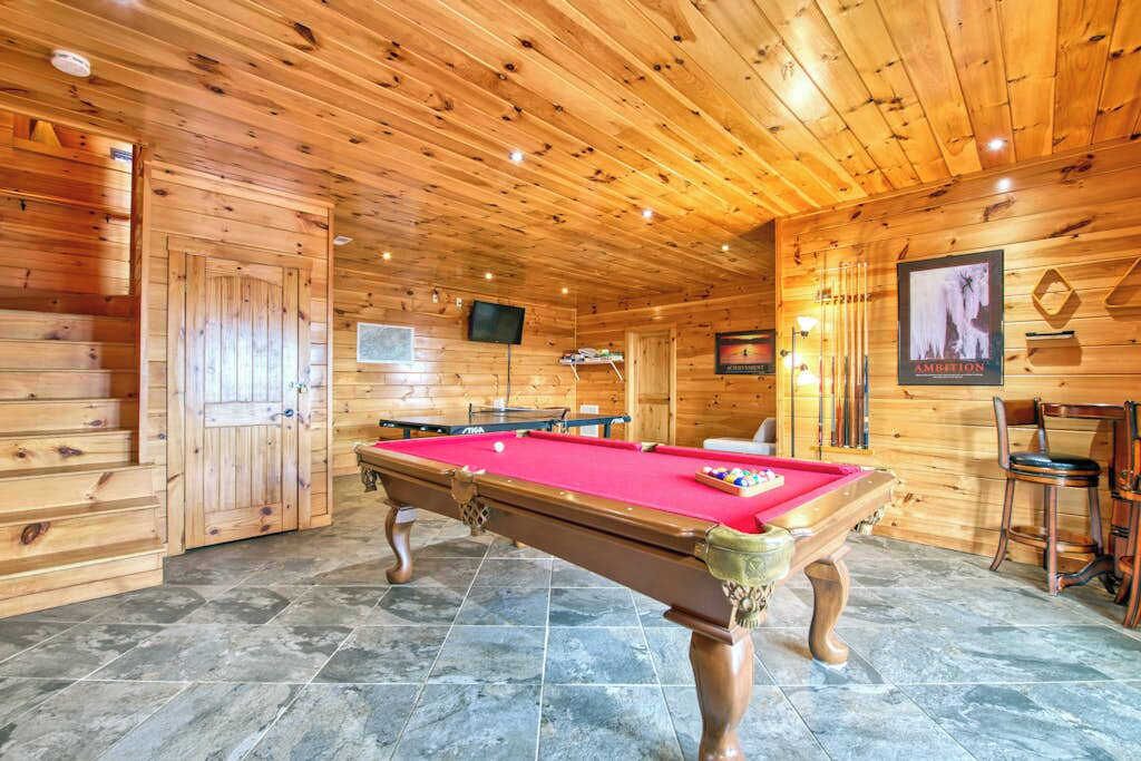 Photo of Bedroom in Lake Lure