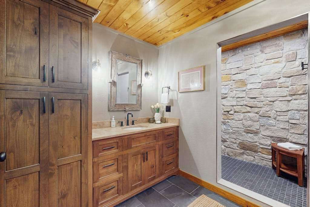 Photo of Bathroom in Highlands