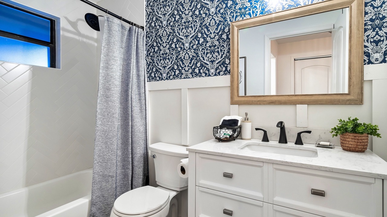Photo of Bathroom in Gatlinburg - Pigeon Forge