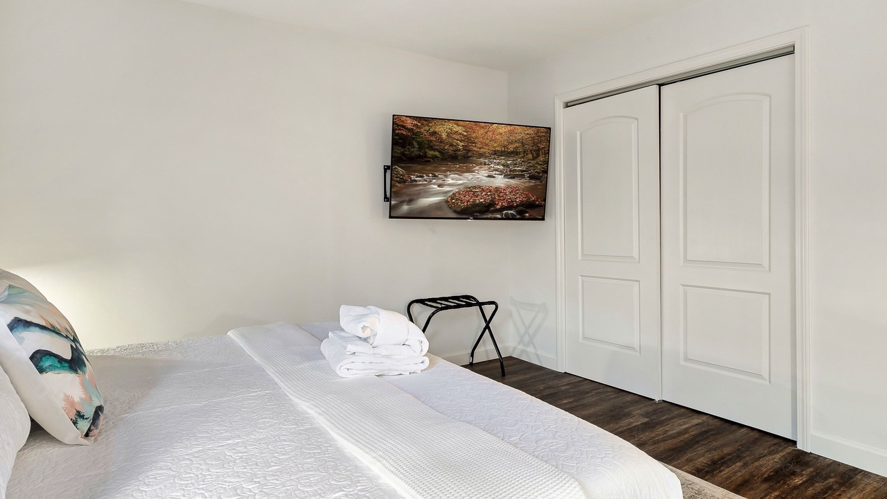Photo of Bedroom in Gatlinburg - Pigeon Forge