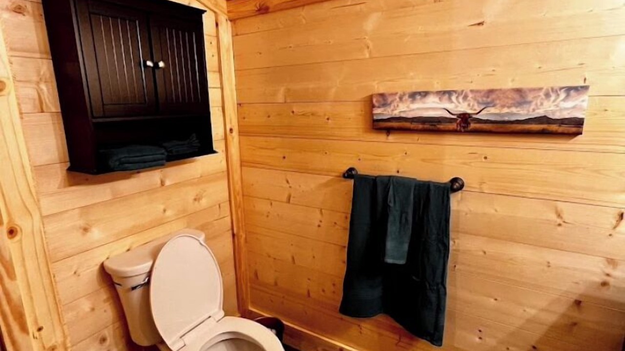 Photo of Bathroom in Unaka