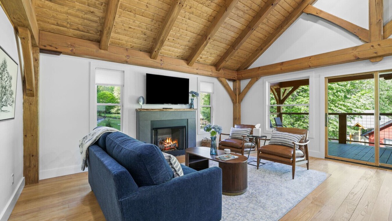 Photo of Livingroom in Sugarfork