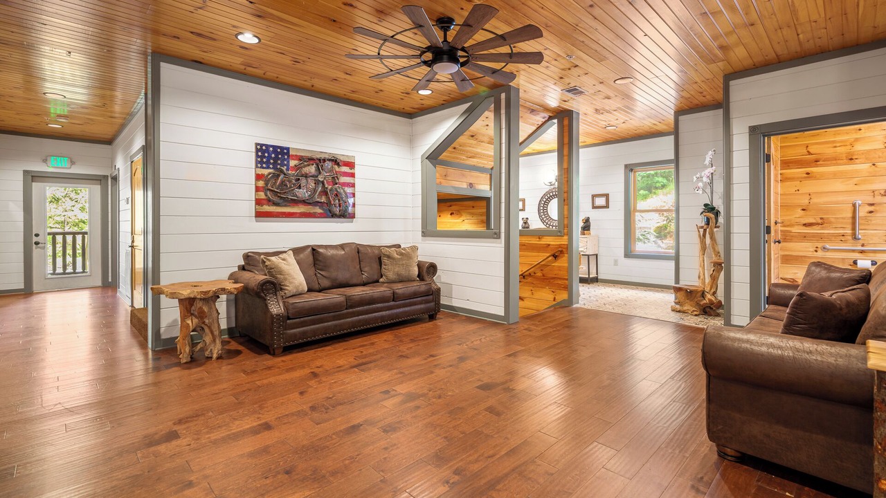 Photo of Bedroom in Gatlinburg
