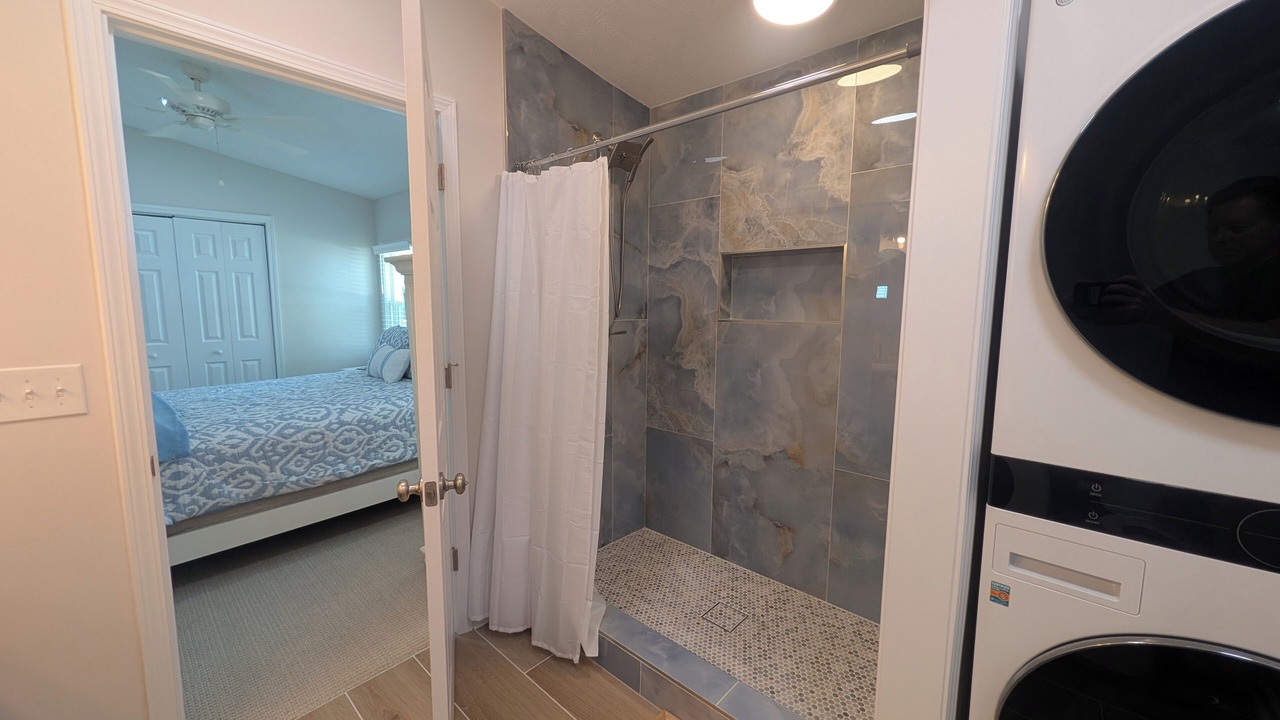 Photo of Bedroom in Lake Waccamaw