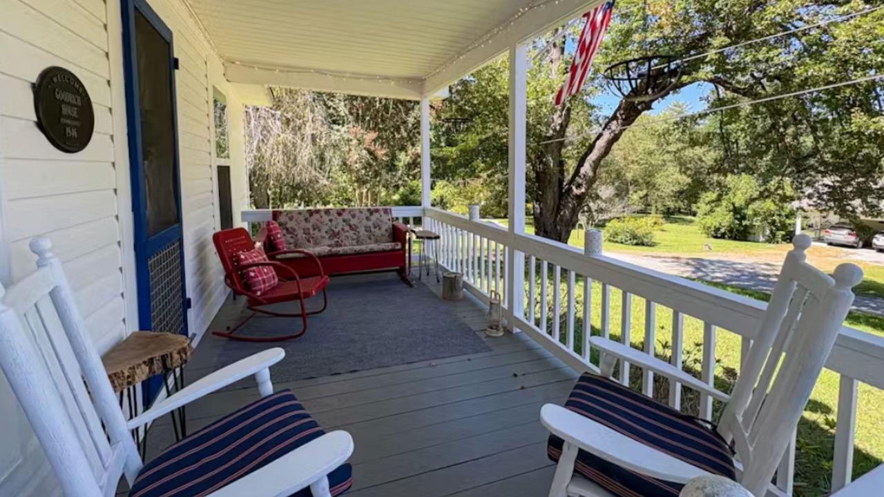 Photo of Patio Balcony in Hendersonville
