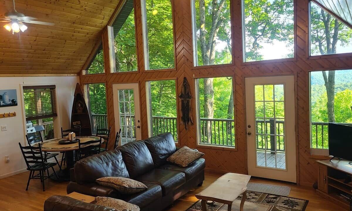 Photo of Livingroom in Topton