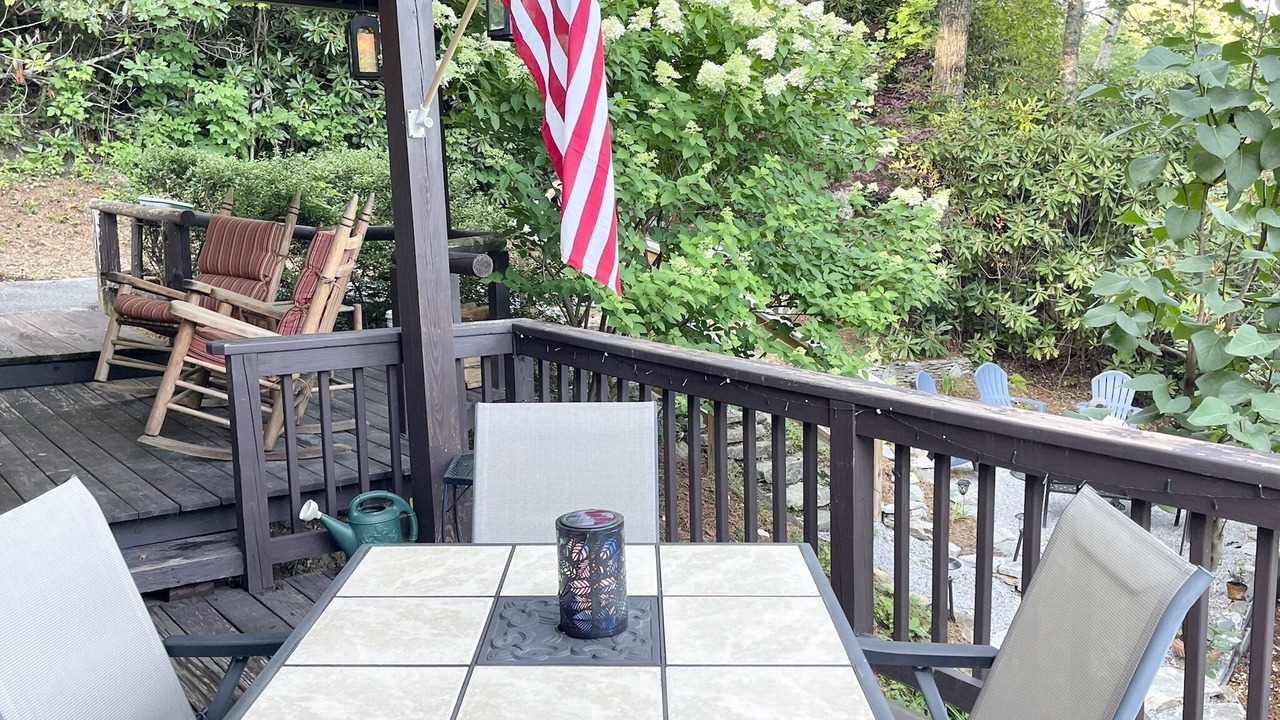 Photo of Outdoor in Newland