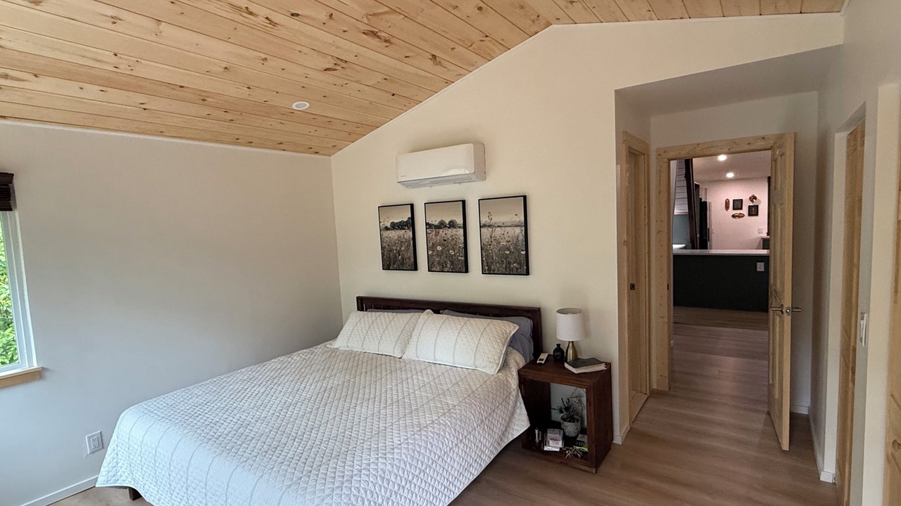 Photo of Bedroom in Newland