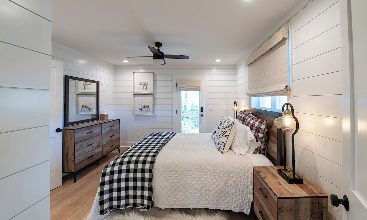 Photo of Bedroom in Lake Toxaway