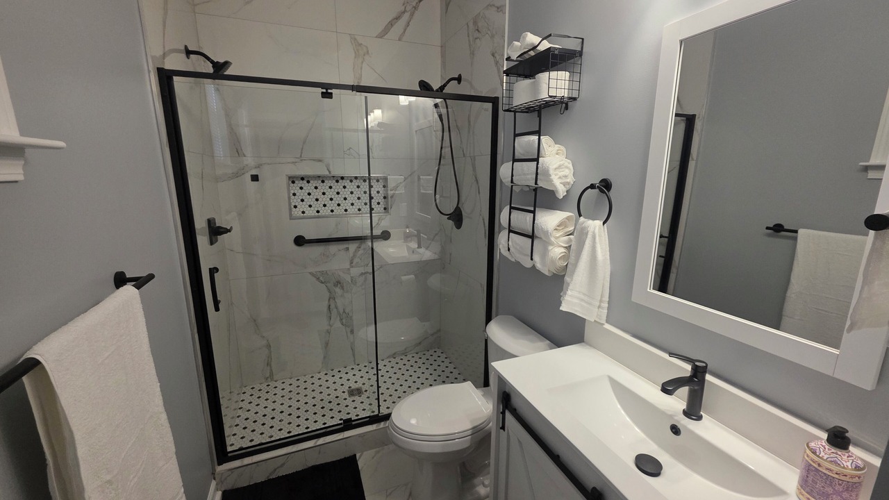 Photo of Bathroom in Drayton