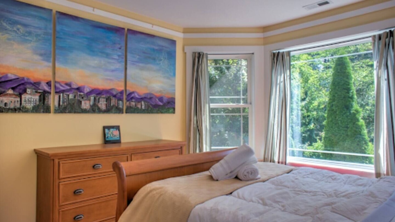 Photo of Bedroom in Kenilworth