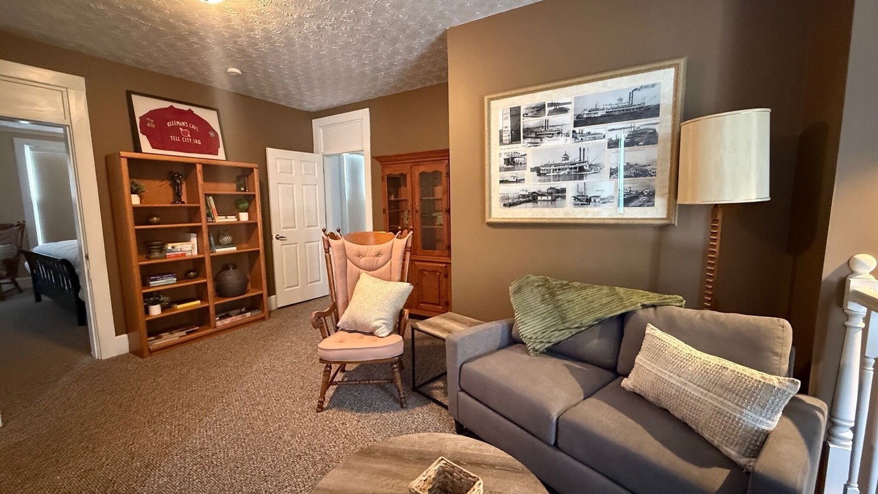 Photo of Livingroom in Tell City