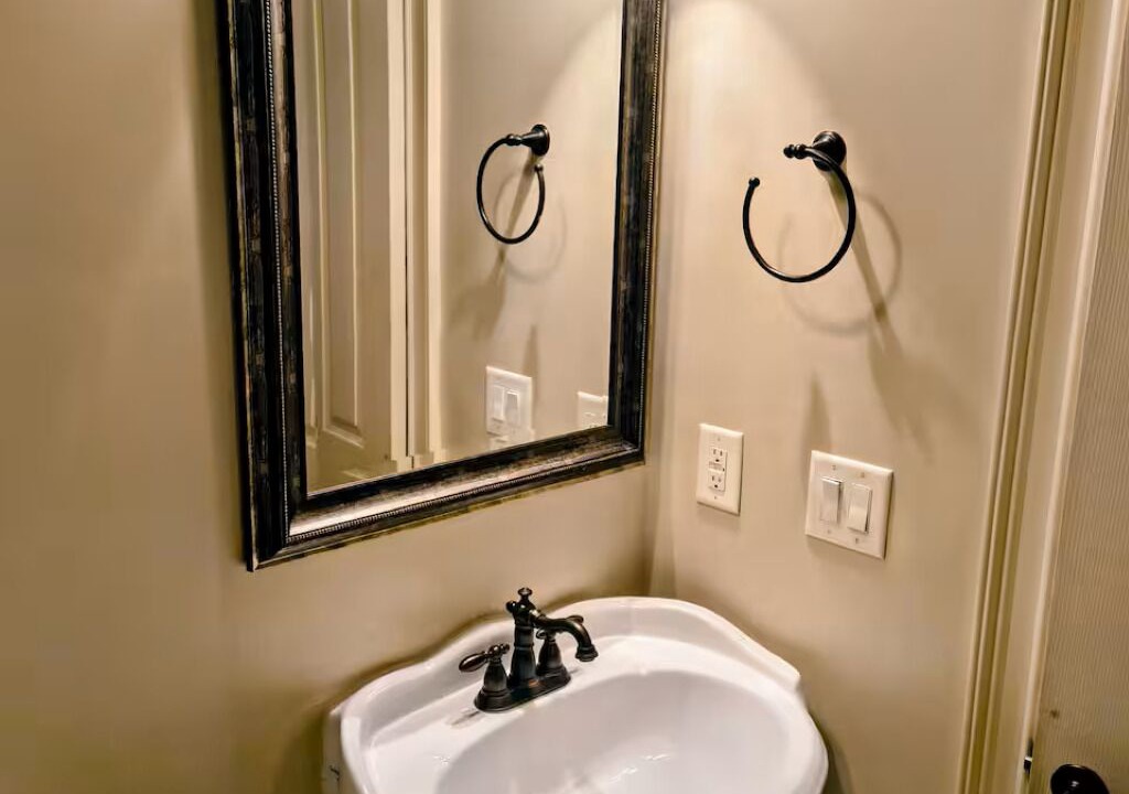 Photo of Bathroom in Cliftondale