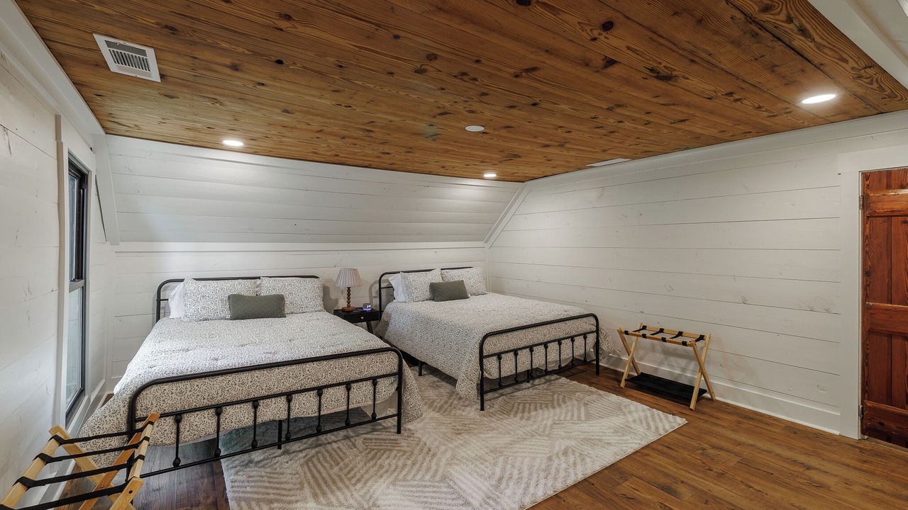 Photo of Bedroom in Watkinsville