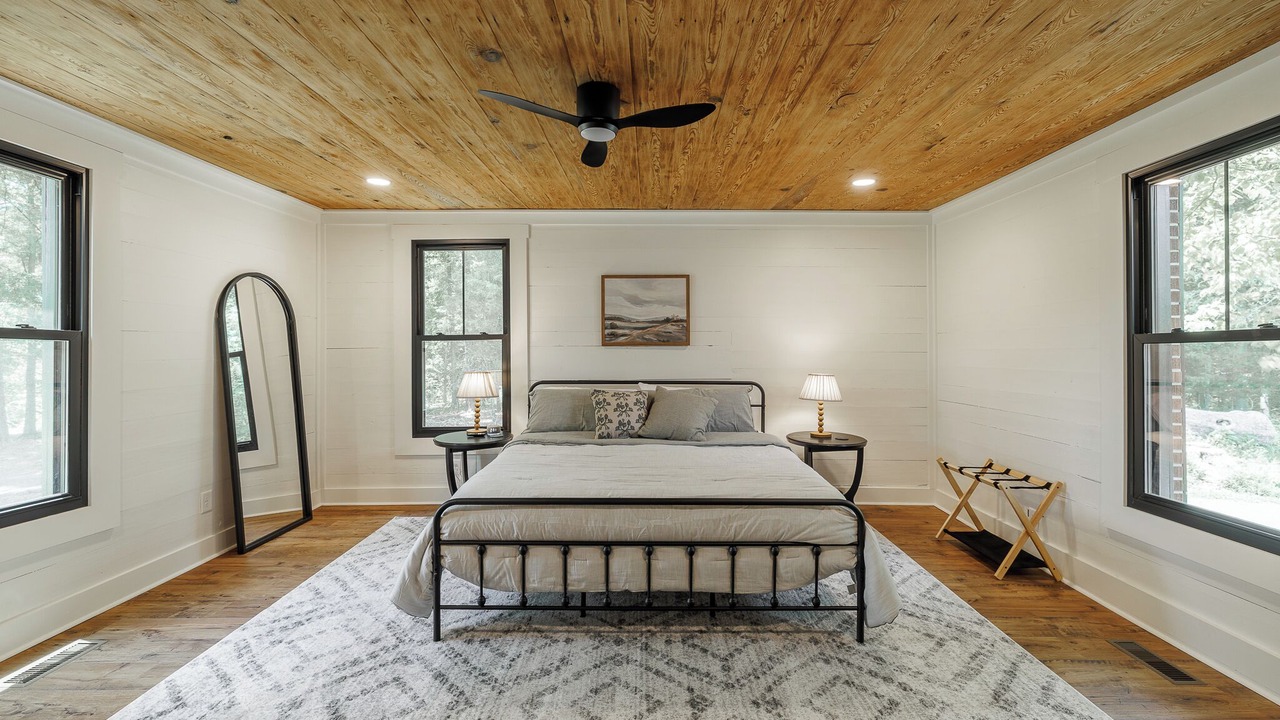 Photo of Bedroom in Watkinsville