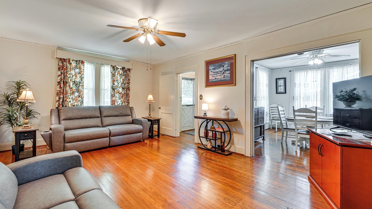 Photo of Livingroom in Mount Holly