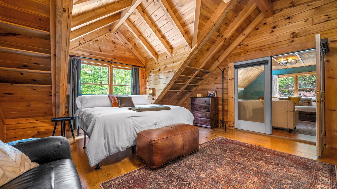 Photo of Bedroom in Lake Lure