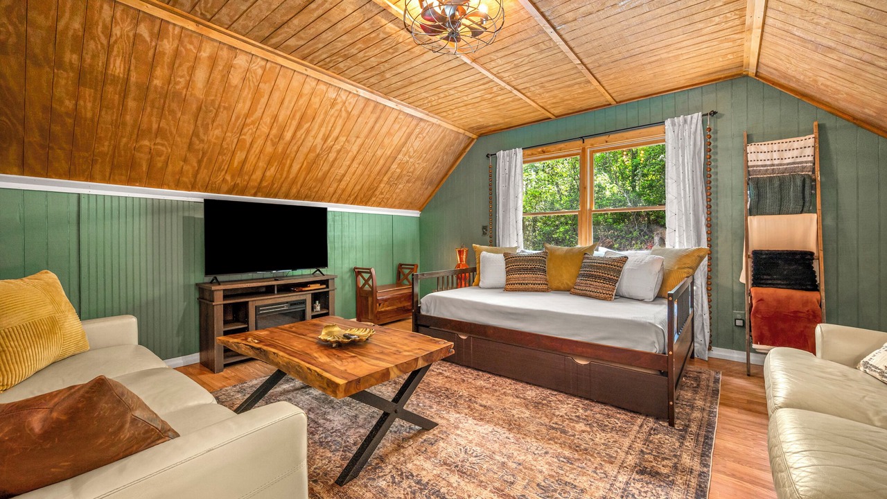 Photo of Livingroom in Lake Lure