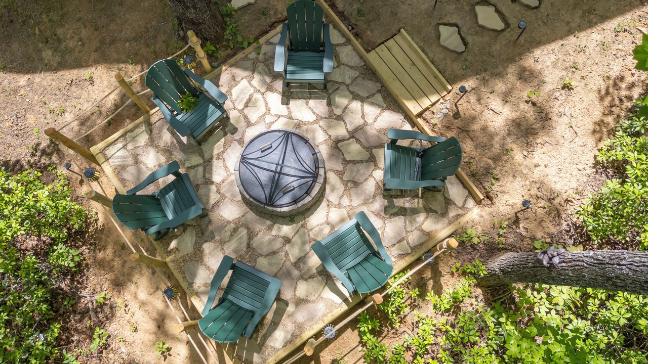 Photo of Patio Balcony in Lake Lure