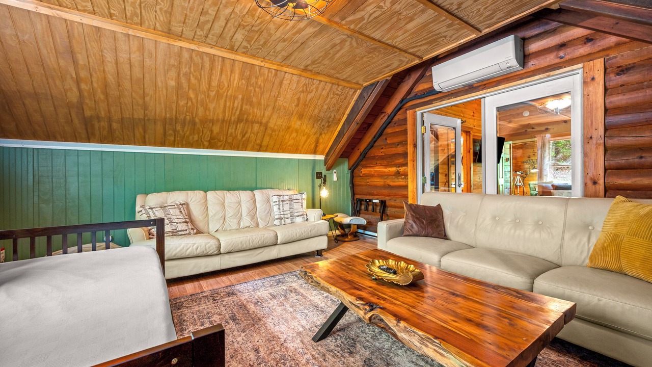 Photo of Livingroom in Lake Lure