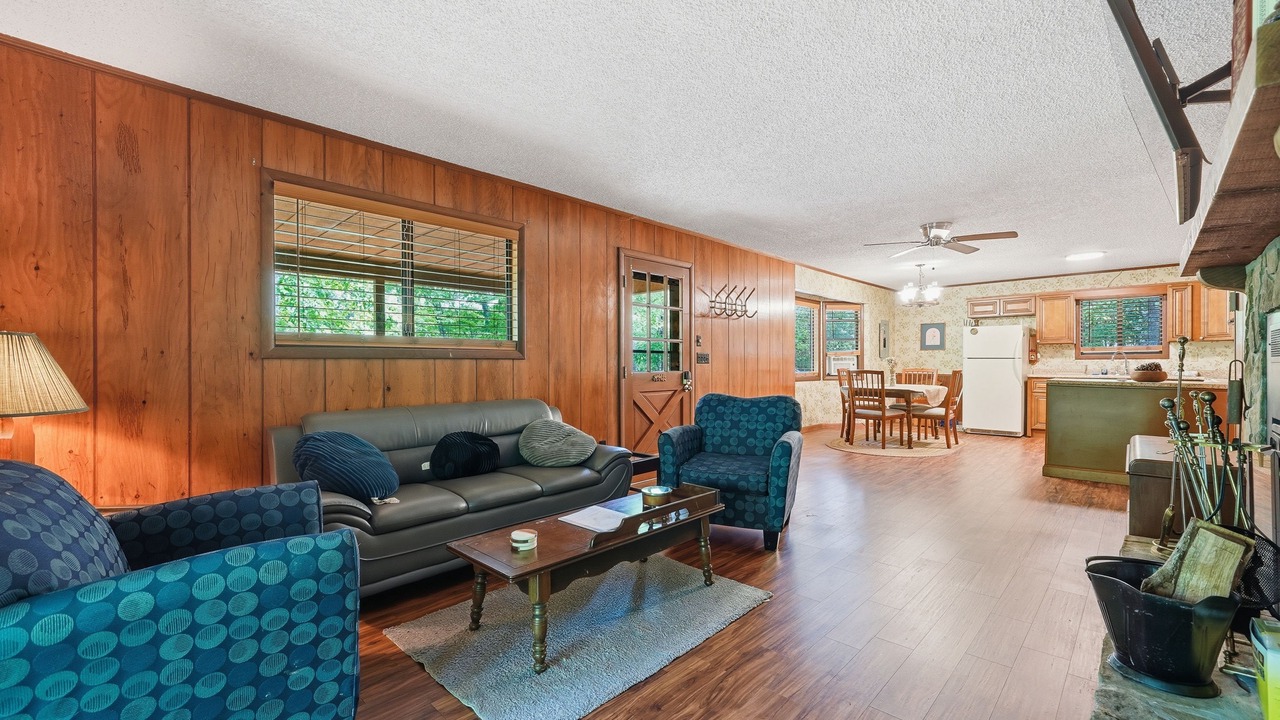 Photo of Livingroom in Murphy