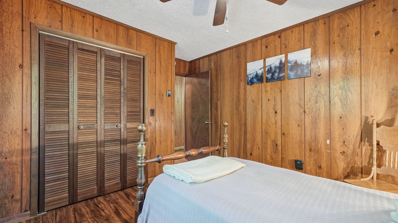 Photo of Bedroom in Murphy