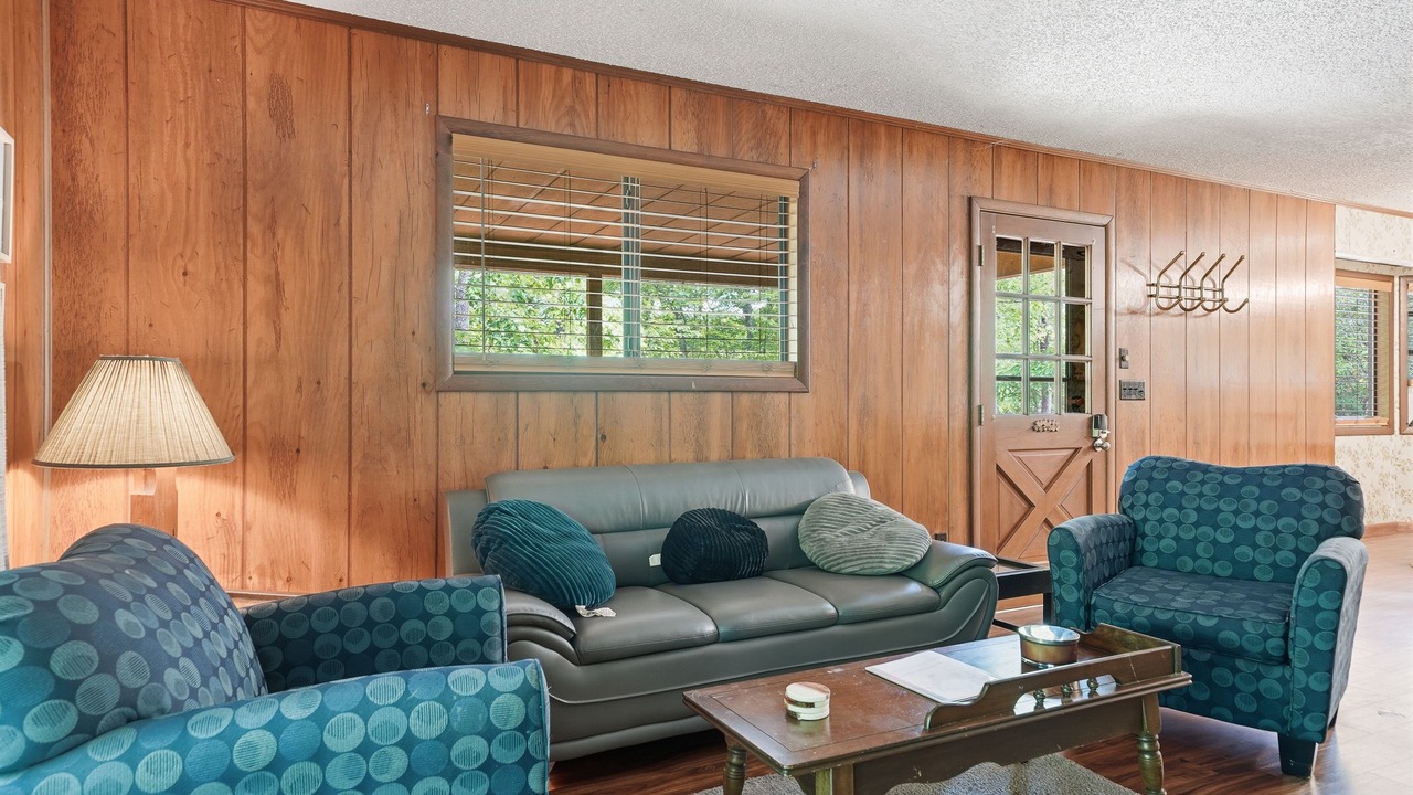 Photo of Livingroom in Murphy