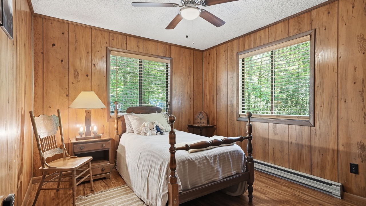 Photo of Bedroom in Murphy