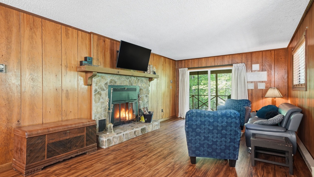 Photo of Livingroom in Murphy
