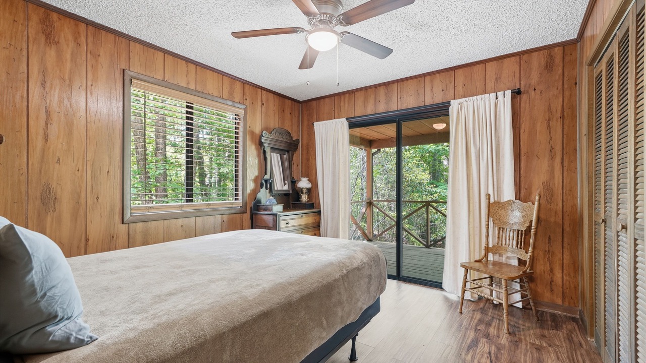 Photo of Bedroom in Murphy