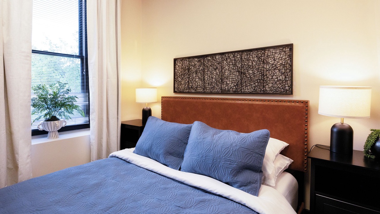 Photo of Bedroom in Greenville Downtown