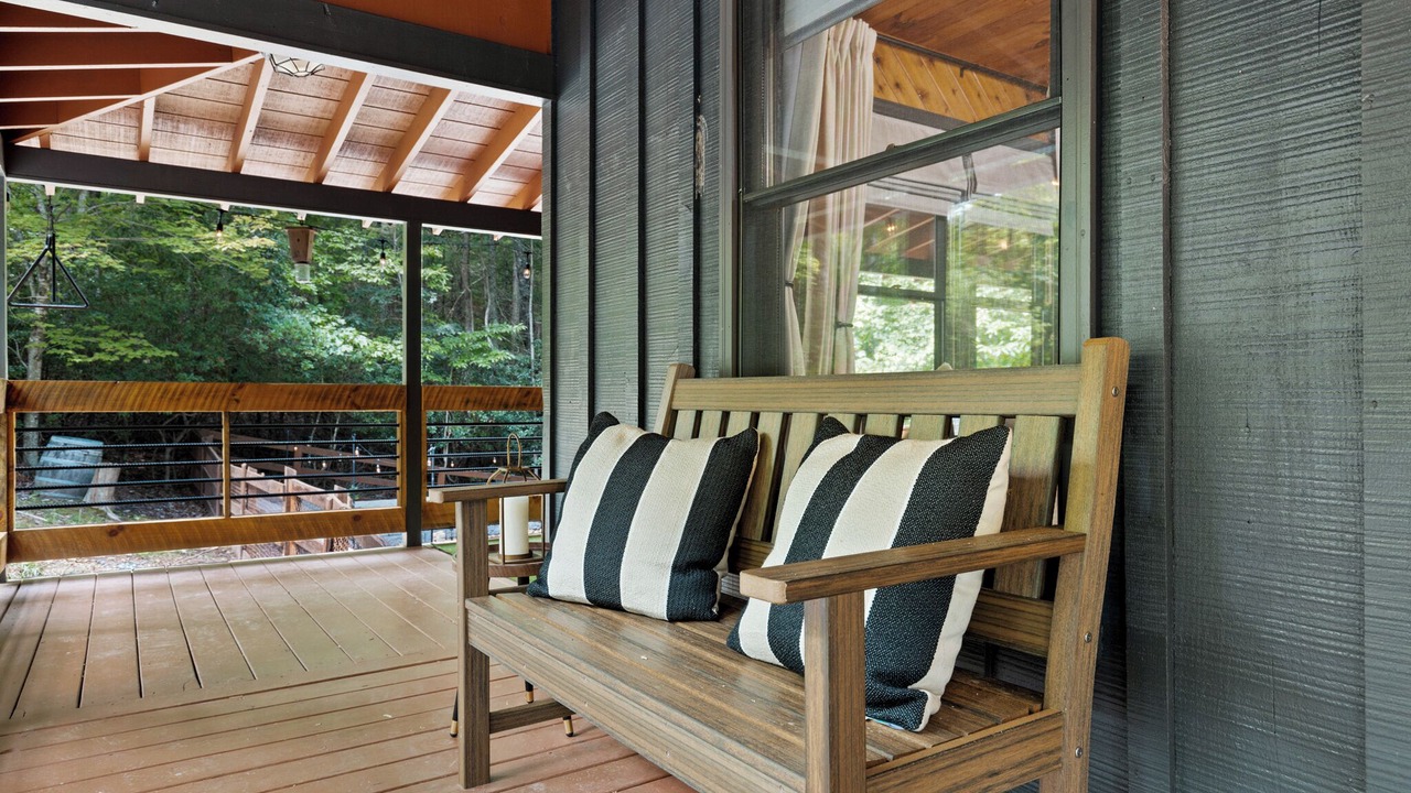 Photo of Patio Balcony in Raccoon Ridge