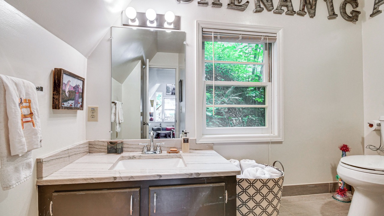 Photo of Bathroom in Sunset Cove
