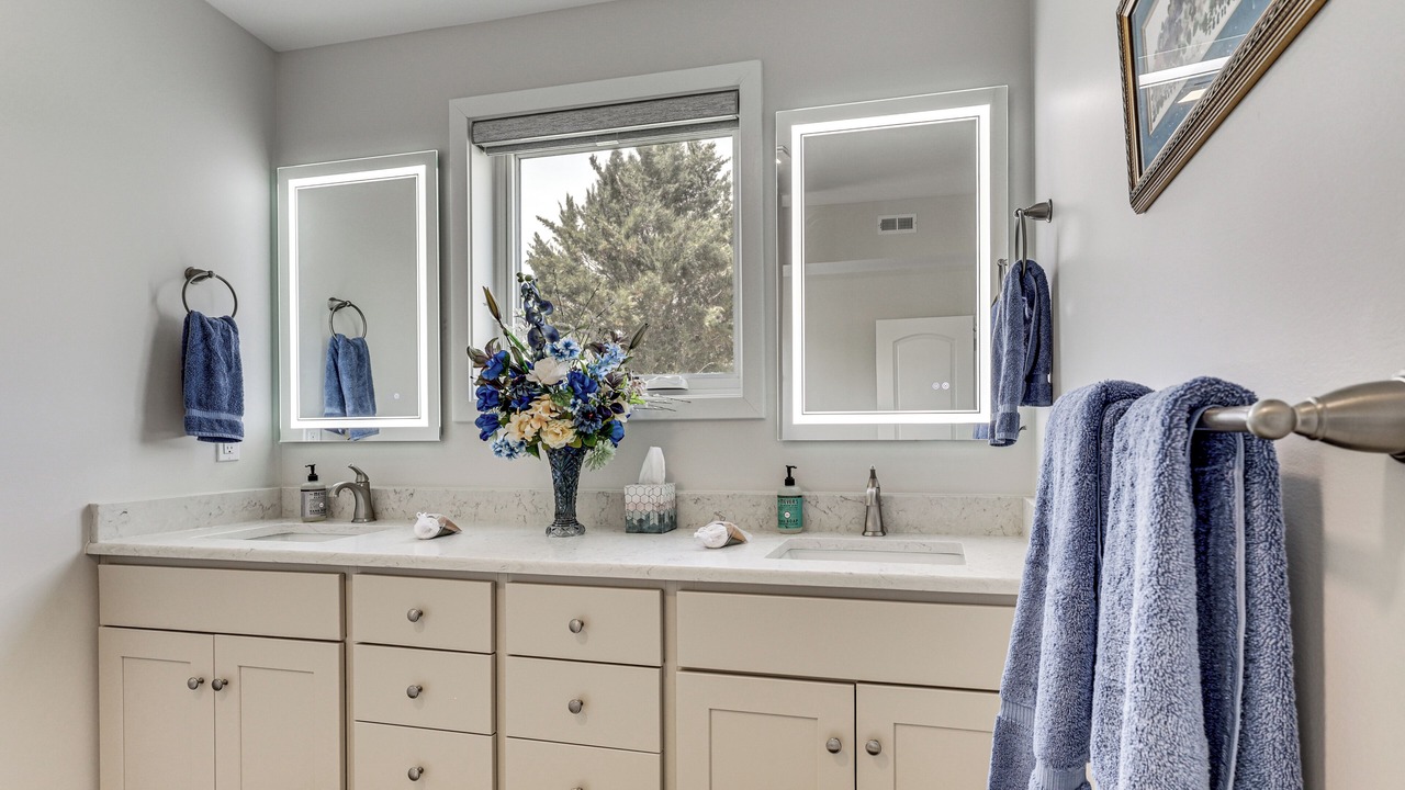 Photo of Bathroom in Singers Glen
