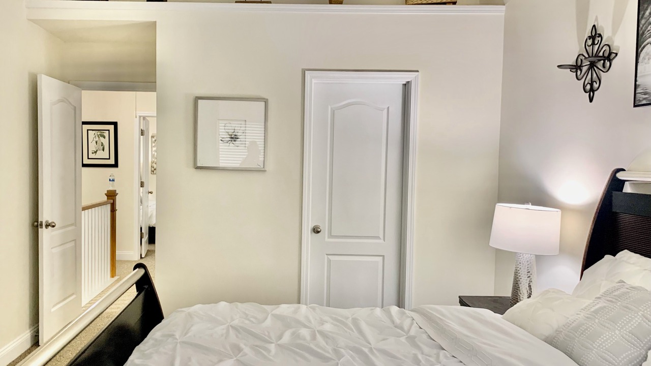 Photo of Bedroom in Wesley Heights