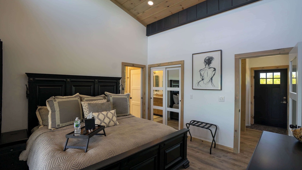 Photo of Bedroom in Rogers