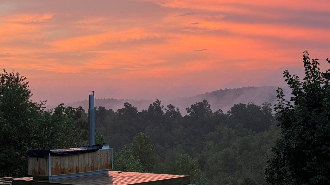 Photo of Outdoor in Lobelville