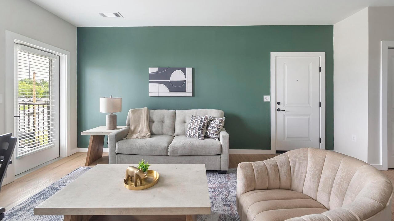 Photo of Livingroom in Knoxville