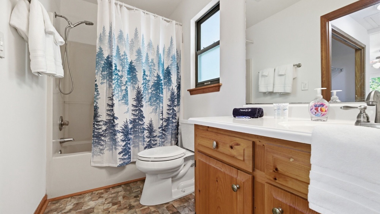 Photo of Bathroom in Hayesville