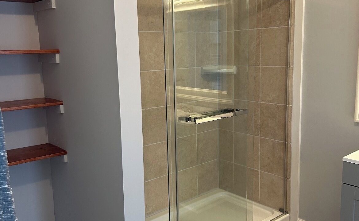 Photo of Bathroom in Myrtle Grove