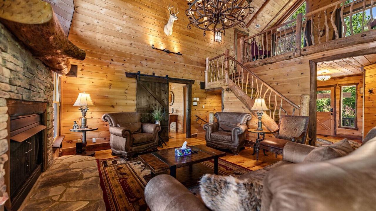 Photo of Livingroom in Raccoon Ridge