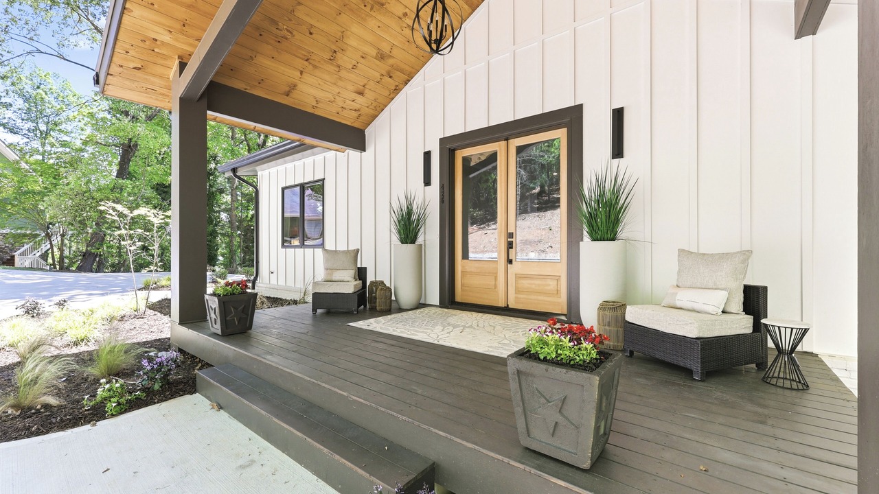 Photo of Patio Balcony in Dawsonville
